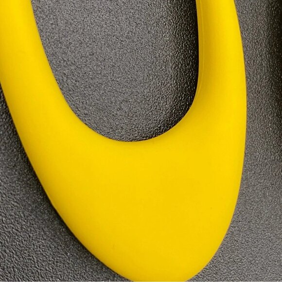 Mod Style Yellow Atomic Earrings - Picture 10 of 12